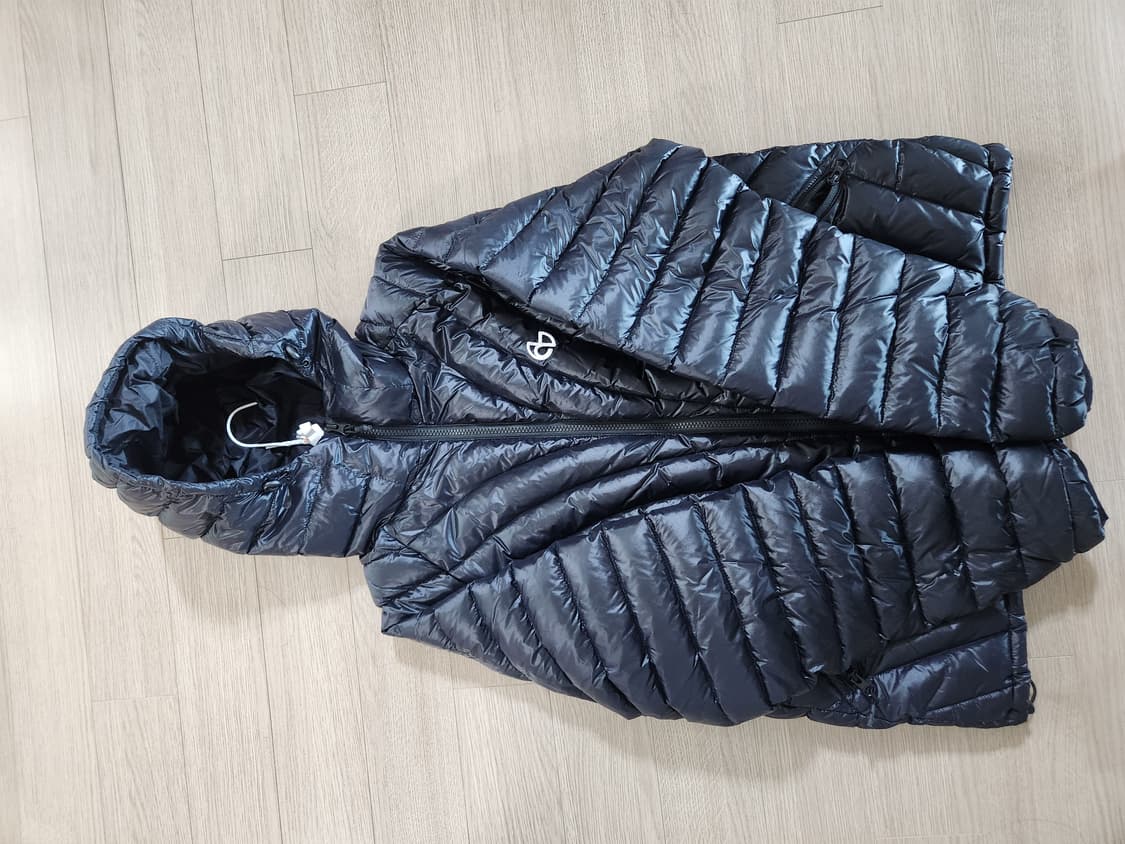 M 노매뉴얼 Nubes Light Duck Down Glossy Blac 상품이미지2