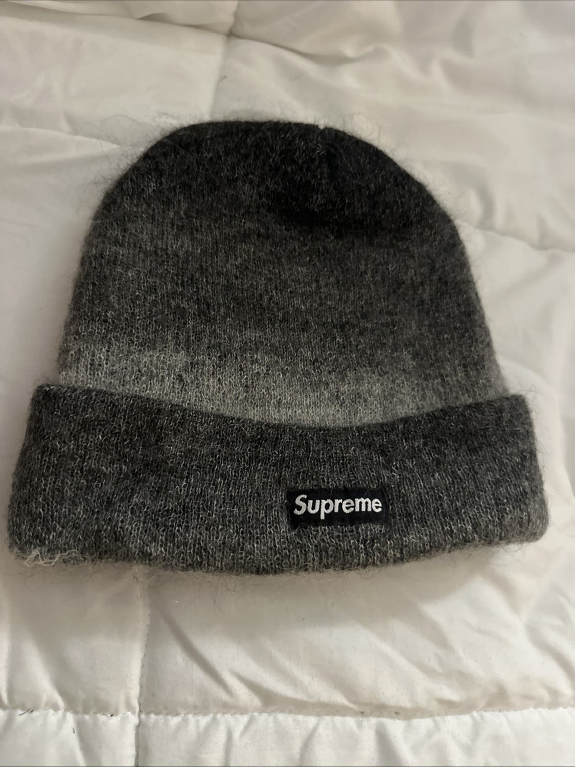 19FW 슈프림 모헤어 비니 그라데이션 그레이 상품이미지1