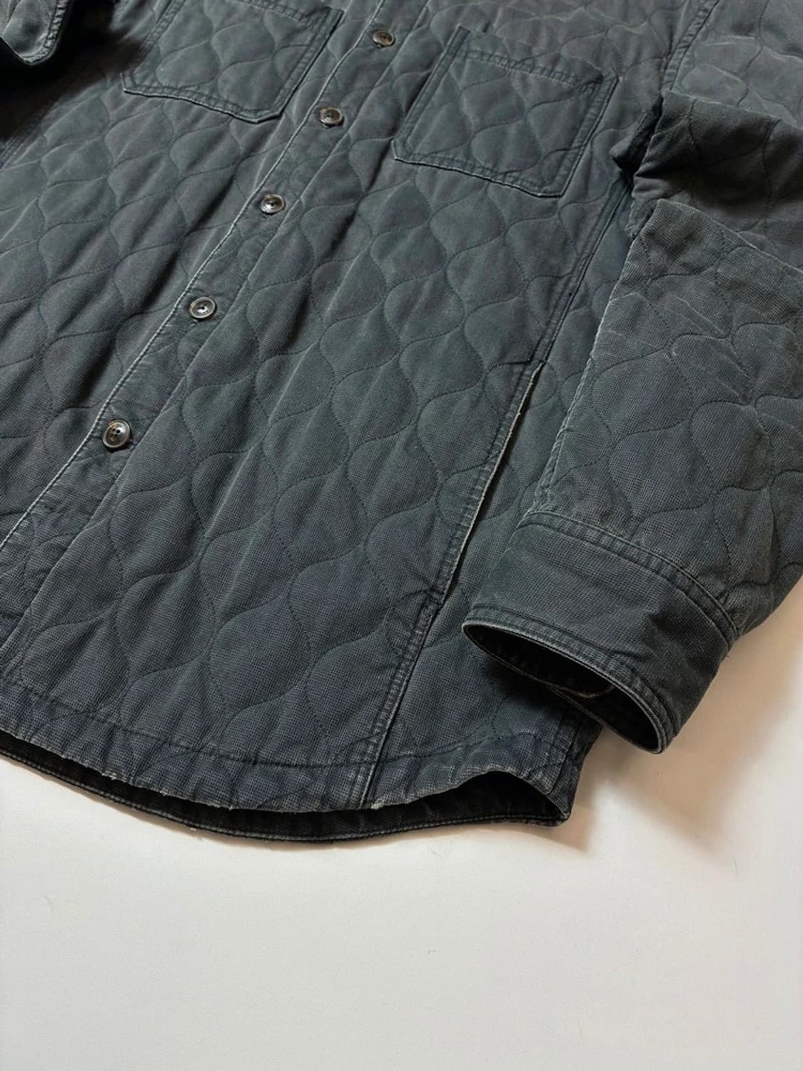 시리즈 20FW 피그코팅 웨이브 퀼팅 아우터 셔츠 PN8924 상품이미지3