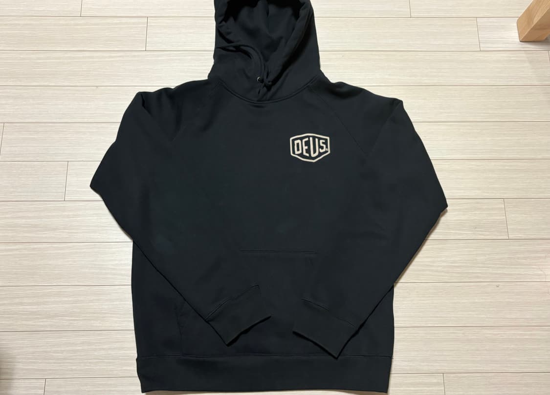 데우스 서울 후드티 판매합니다 상품이미지1