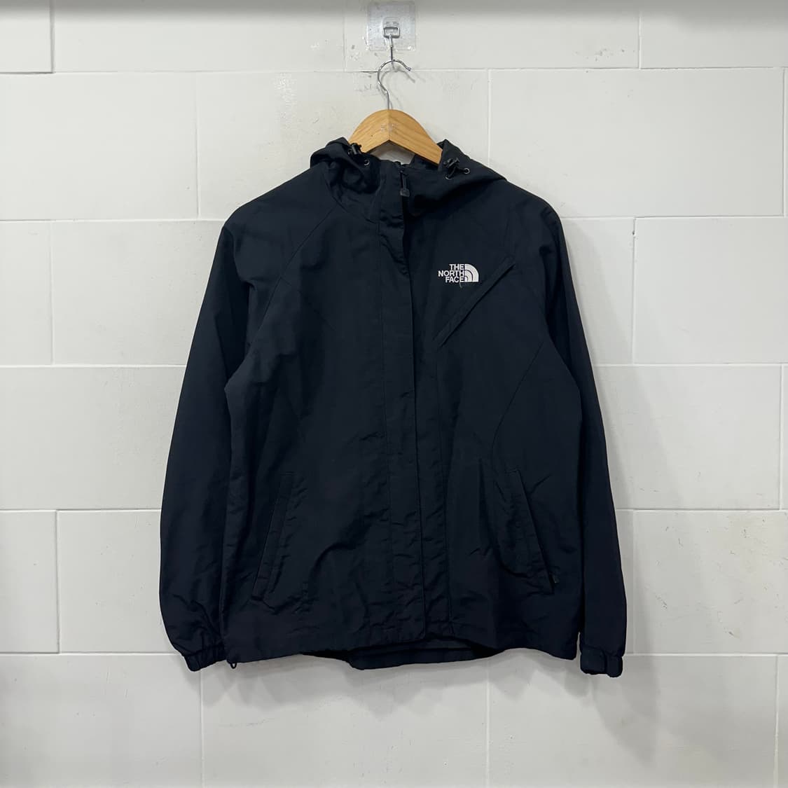 노스페이스 바람막이 상품이미지1