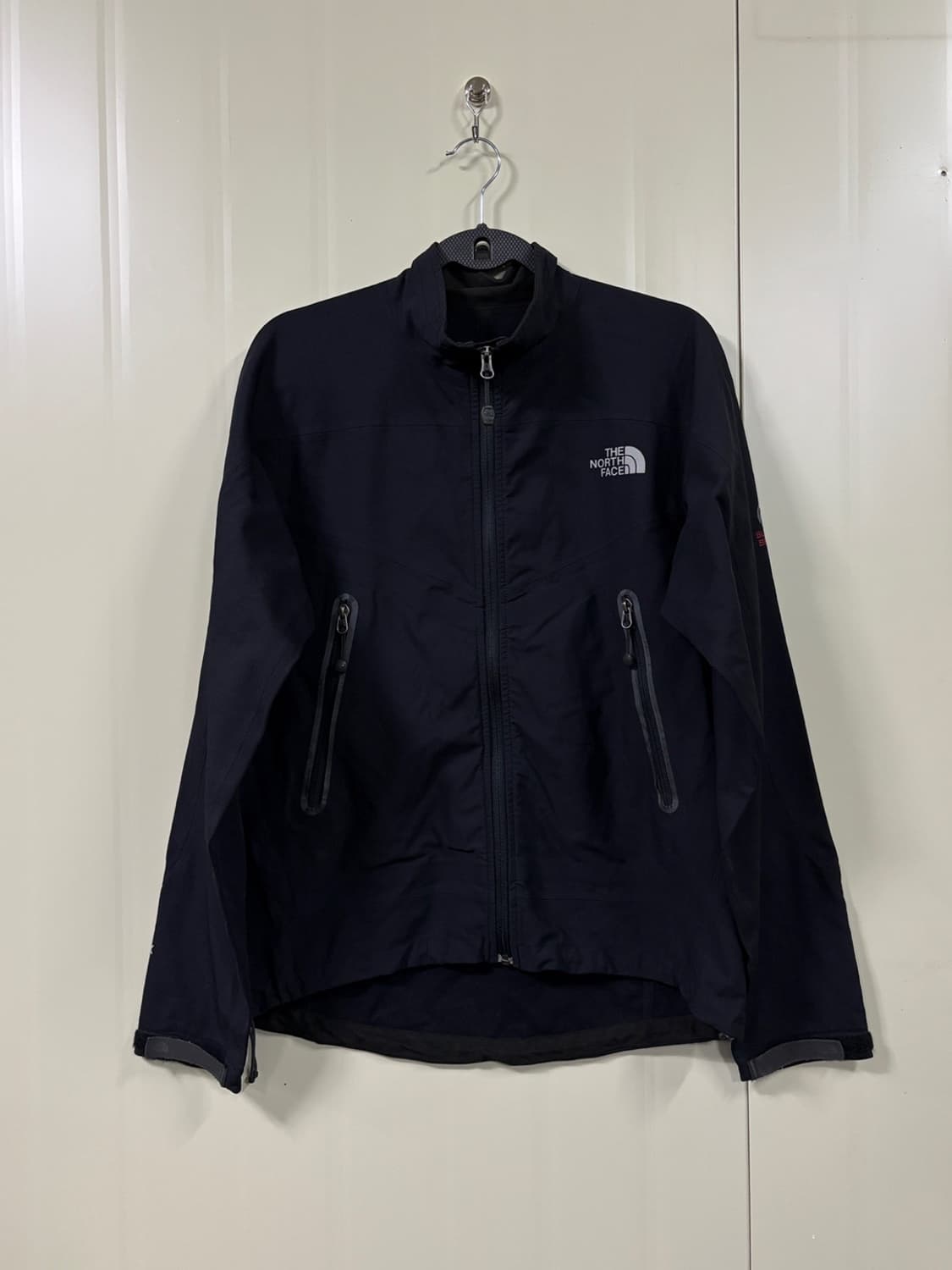 노스페이스 바람막이 집업 상품이미지1