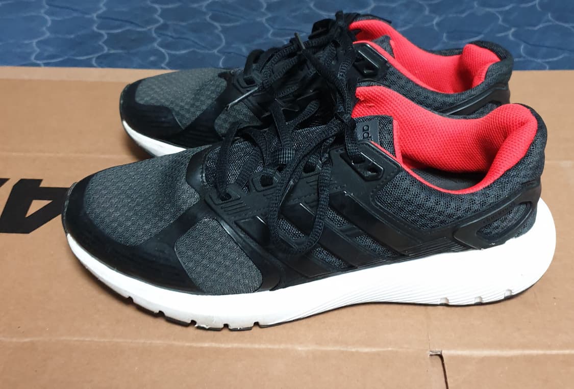 아디다스 듀라온 8 검/빨 런닝화 (250) 상품이미지3