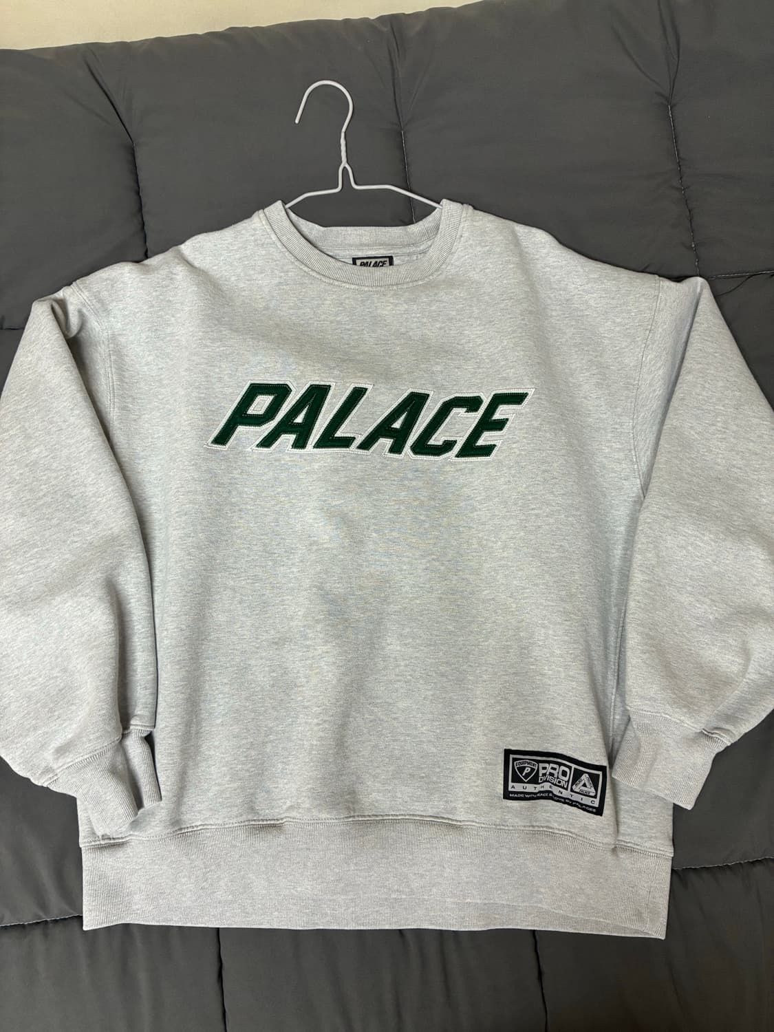 팔라스 아플리케 팀 크루 그레이 상품이미지1