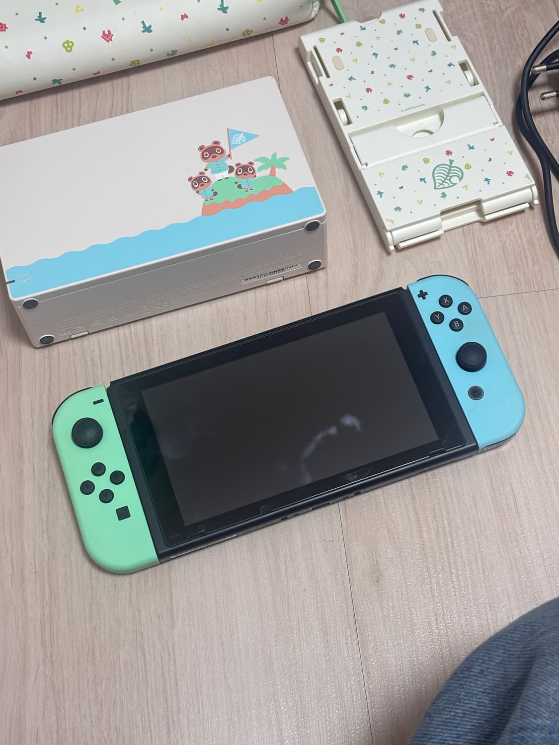 닌텐도 스위치 동물의숲 에디션 (칩 포함) 상품이미지1