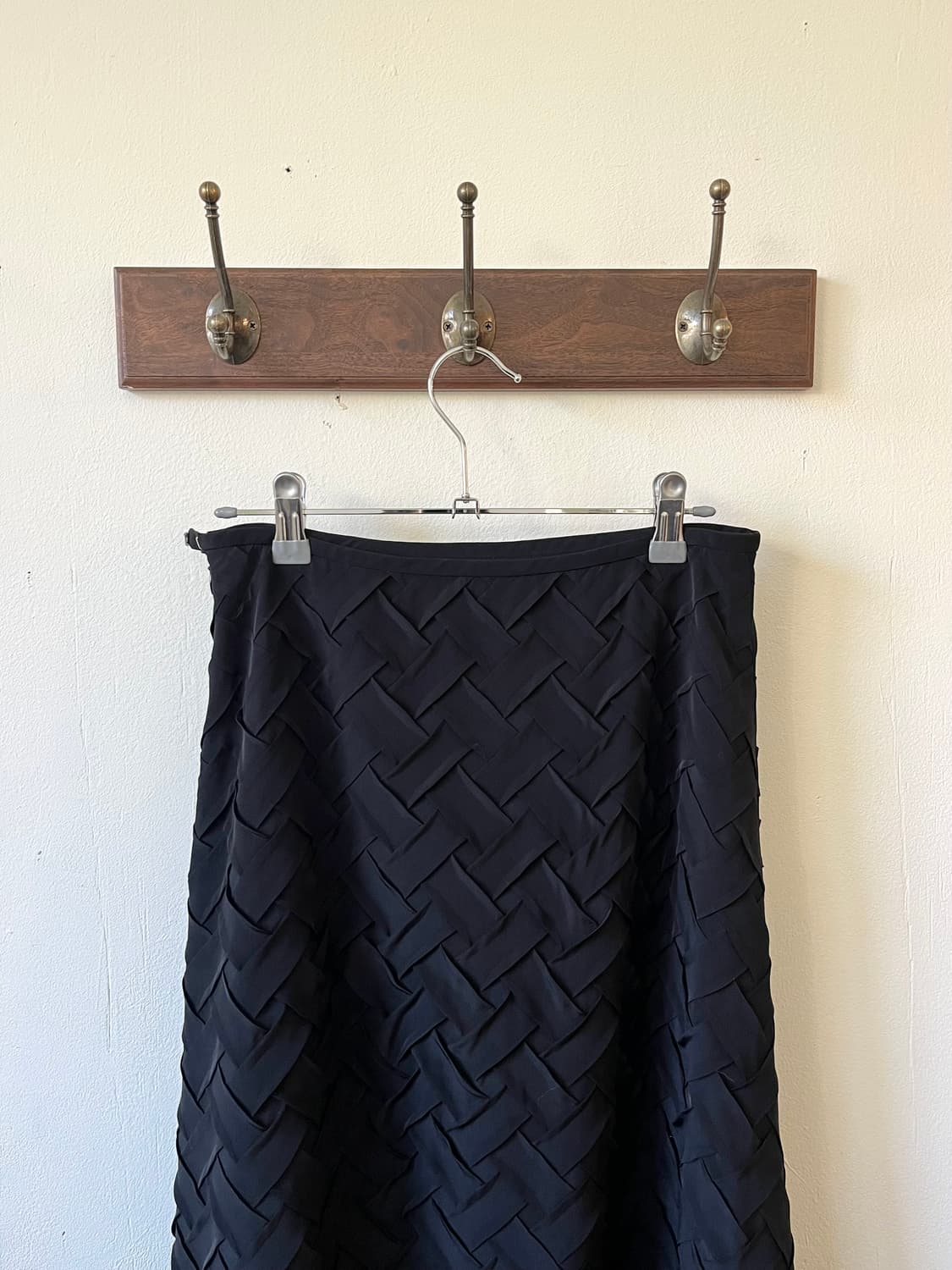 MAGGY 크로스 블랙 스커트 상품이미지2