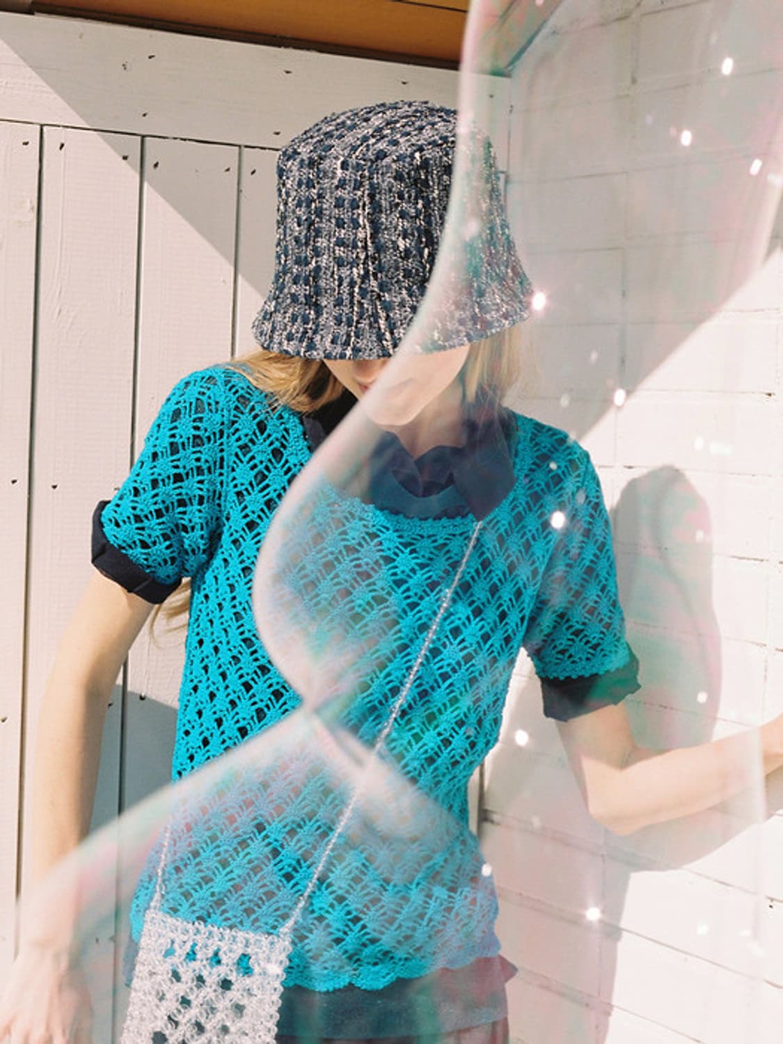 어썸니즈 WAVY LAMPSHADE HAT_TWEED NAVY 상품이미지2