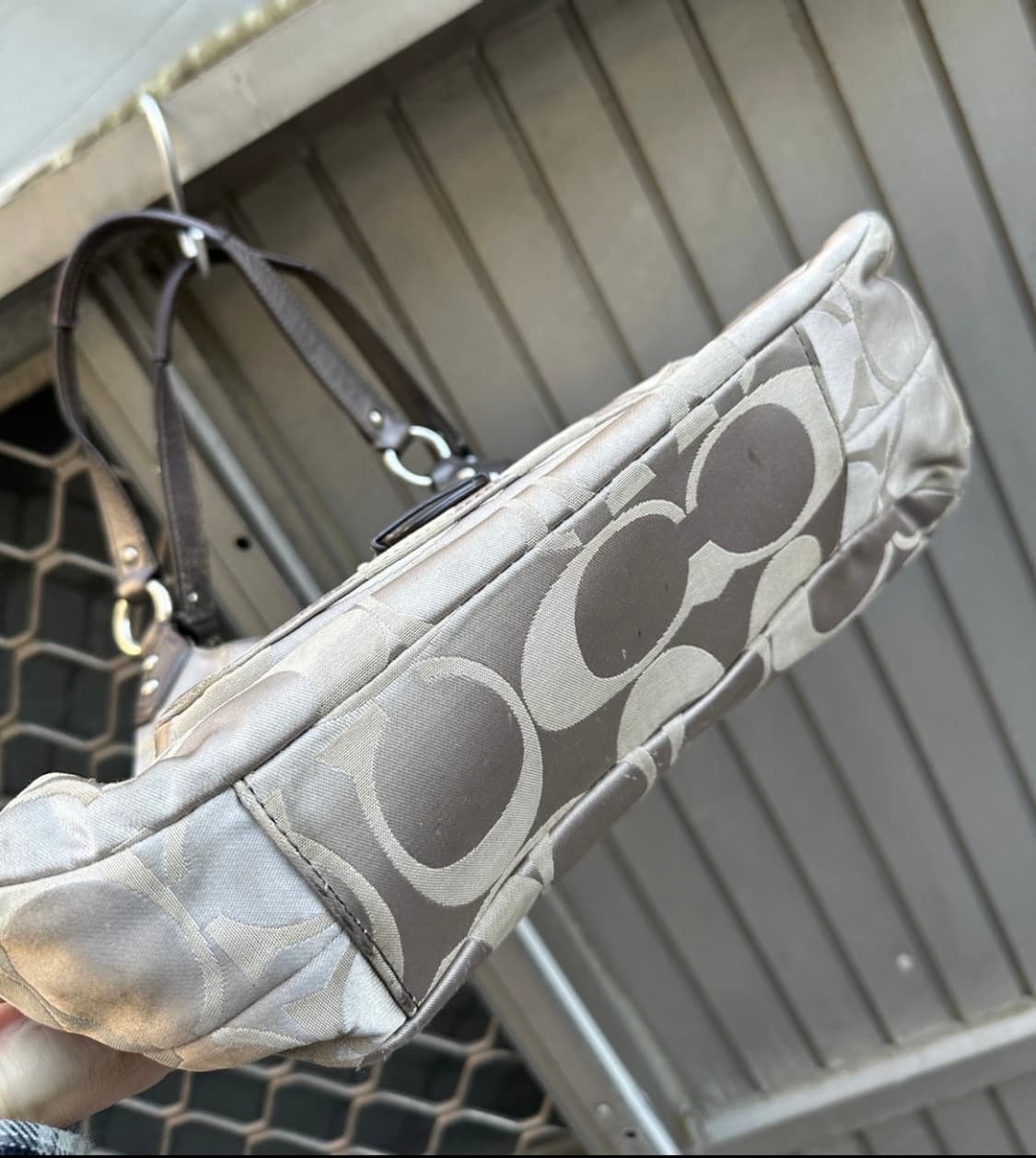 Coach stud point shoulder hobo bag 상품이미지7