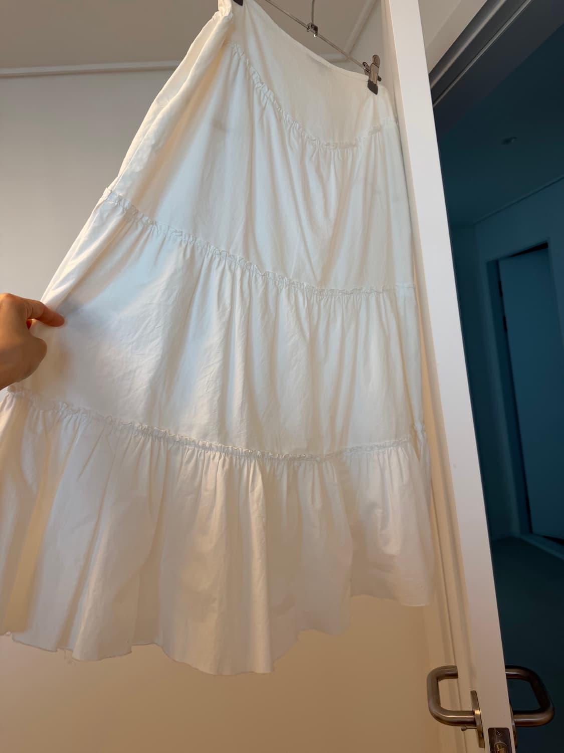 새상품/글로니 로데오 러플 스커트 화이트 S 상품이미지2