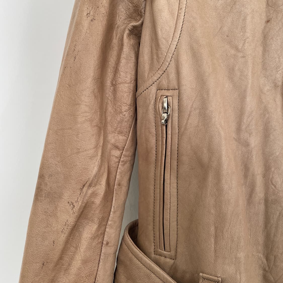 크리스찬 디올 양가죽 브라운 벨티드 견장 롱 코트 상품이미지6