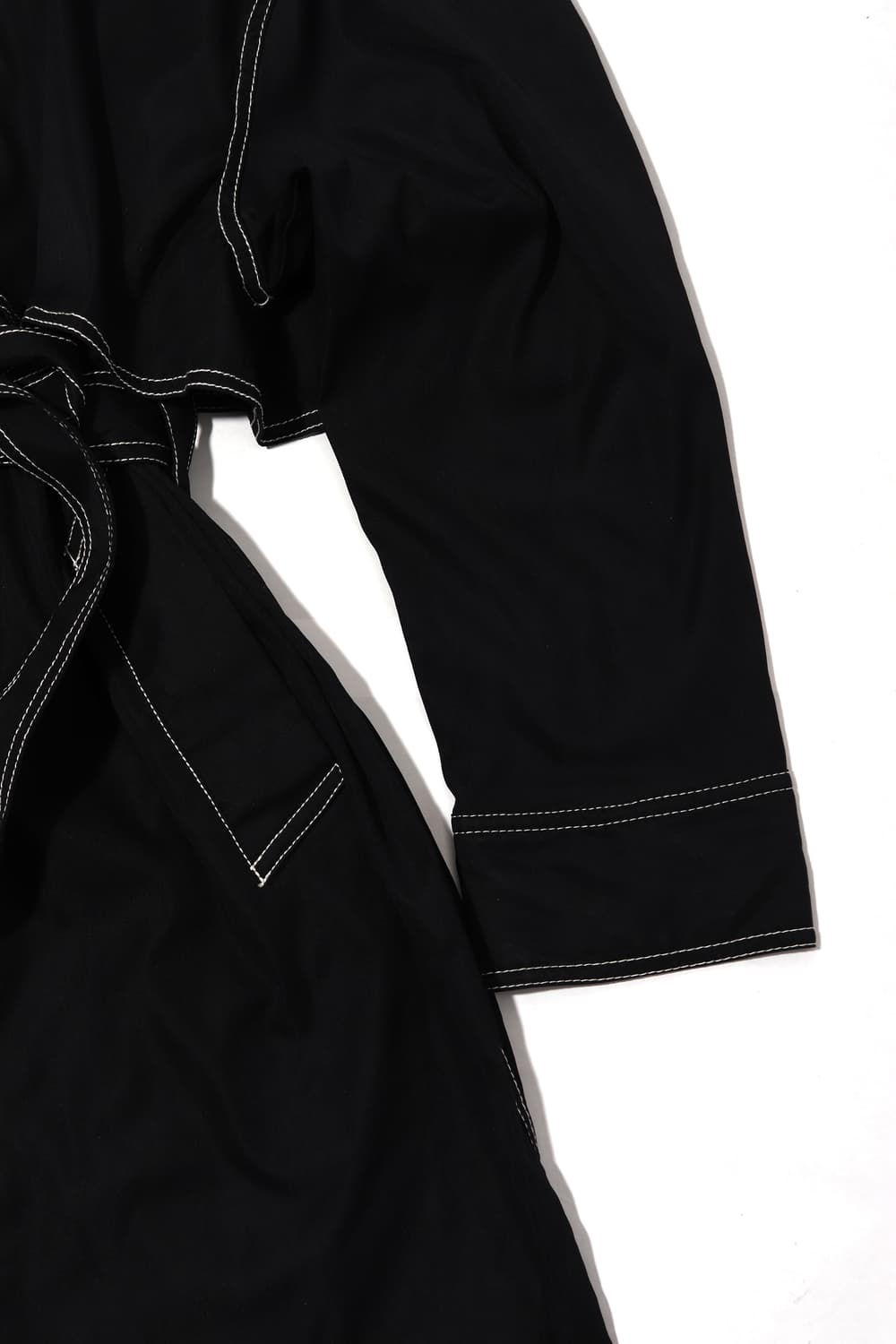 폴리 블랙 화이트 스티치 롱 코트 women Free 상품이미지5