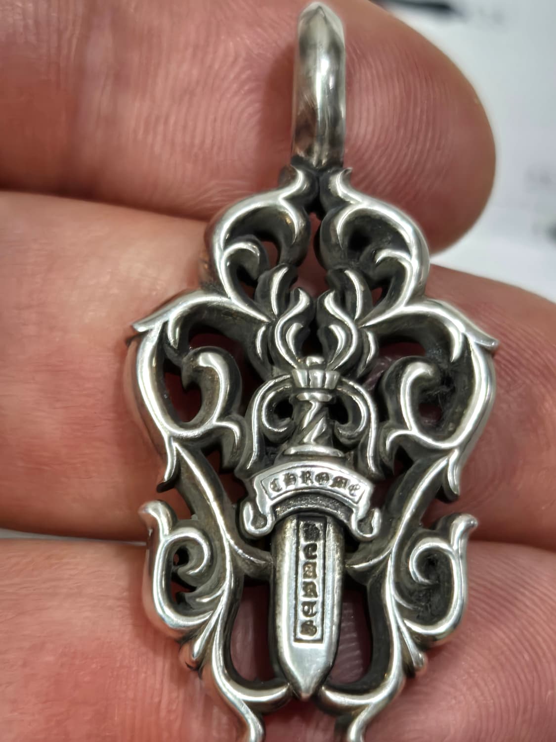 크롬하츠 바인 대거 펜던트 정품 상품이미지3