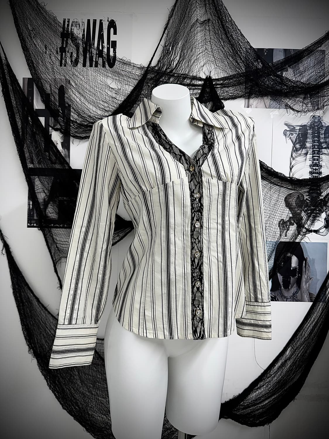 Back lace ribbon shirts 상품이미지2