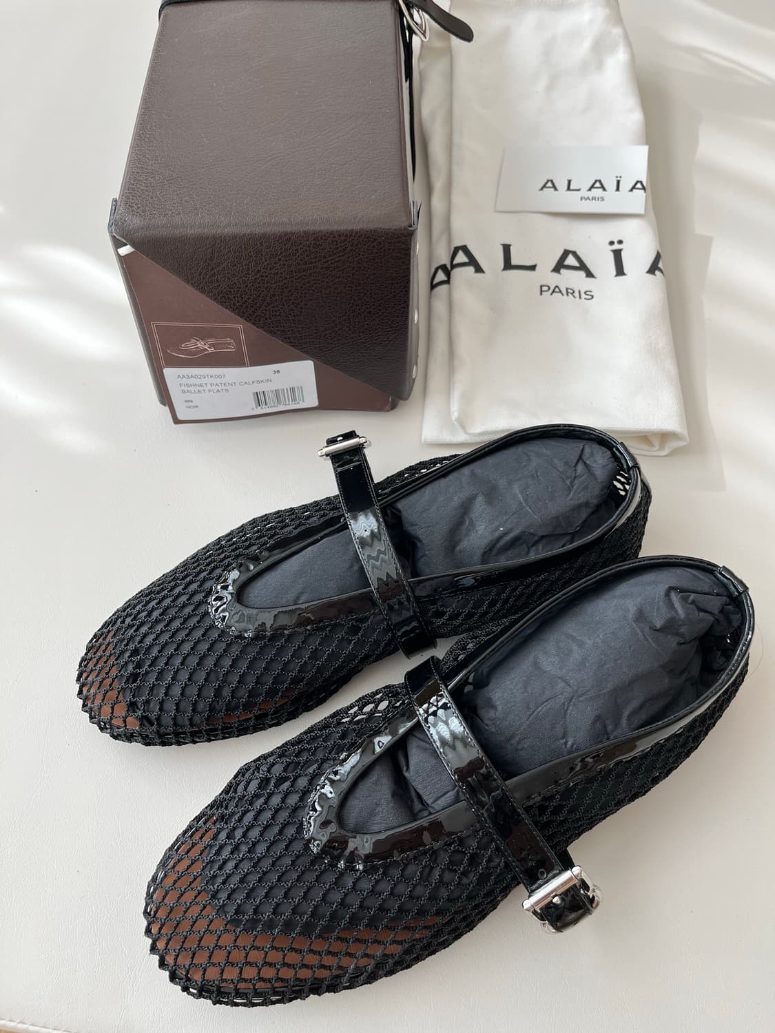 (새상품) 알라이아 피시넷 플랫슈즈 블랙 상품이미지2