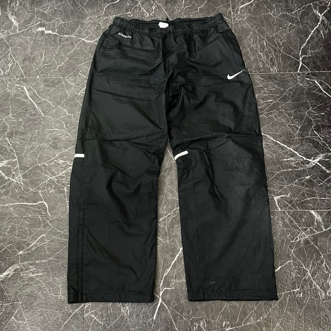 나이키 블랙 스우시 사이드절개 오버와이드 트랙팬츠 상품이미지4