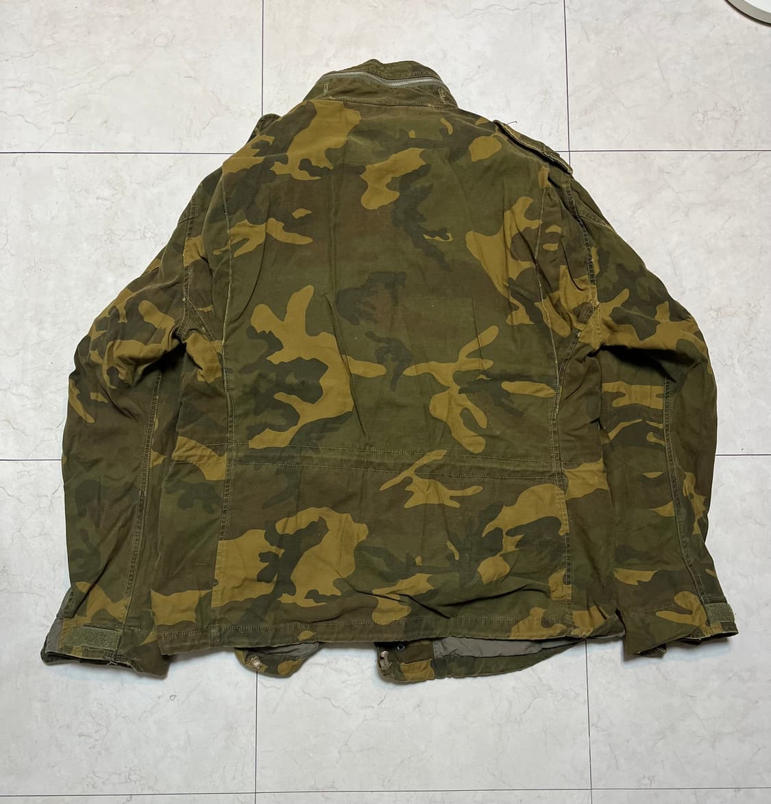 아베크롬비 앤 피치 카모 패턴 야상 L 상품이미지3