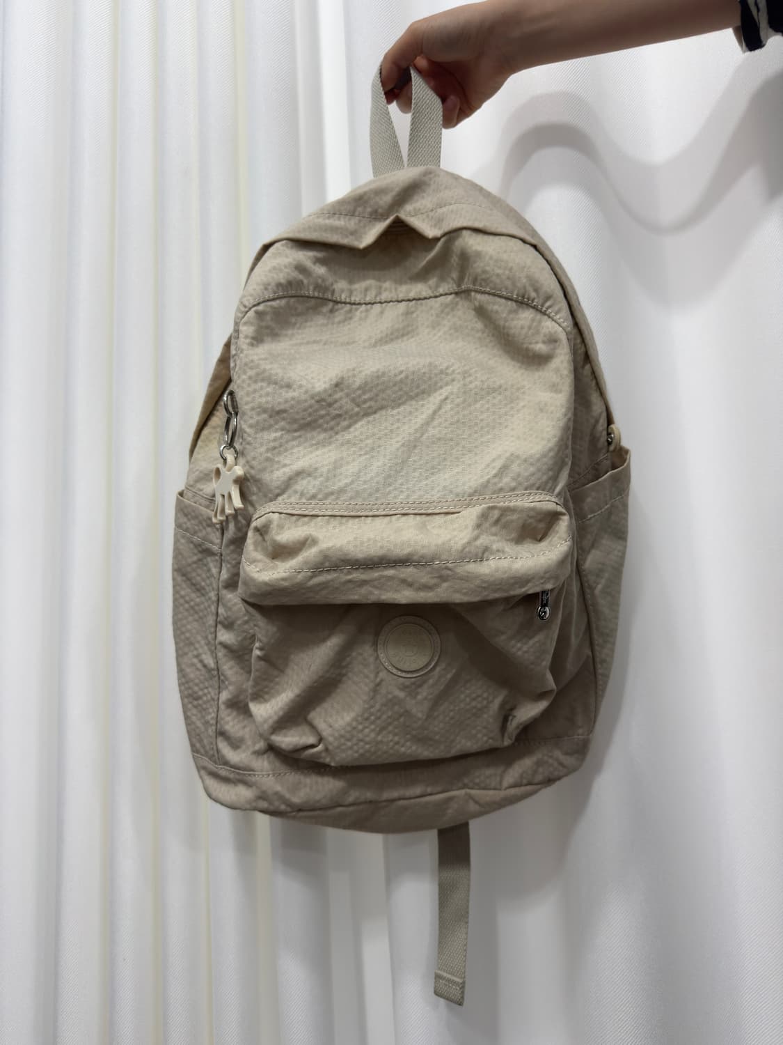 kipling beige backpack 상품이미지1