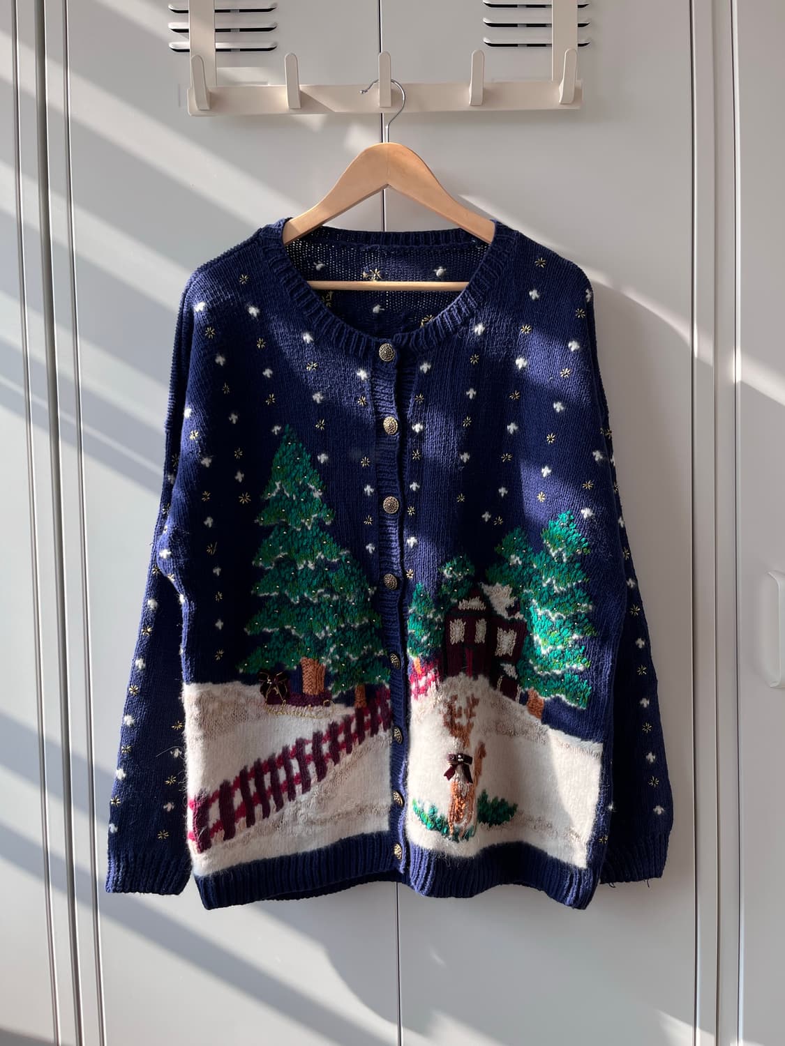 Northern treasures 크리스마스 겨울 풍경 니트 가디건 상품이미지1