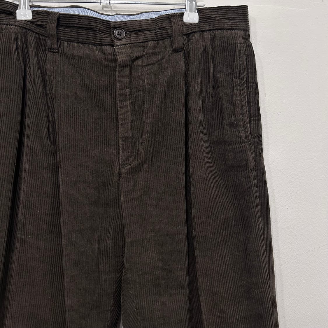 노티카 리거 클래식핏 코듀로이 퍼티그팬츠 상품이미지1