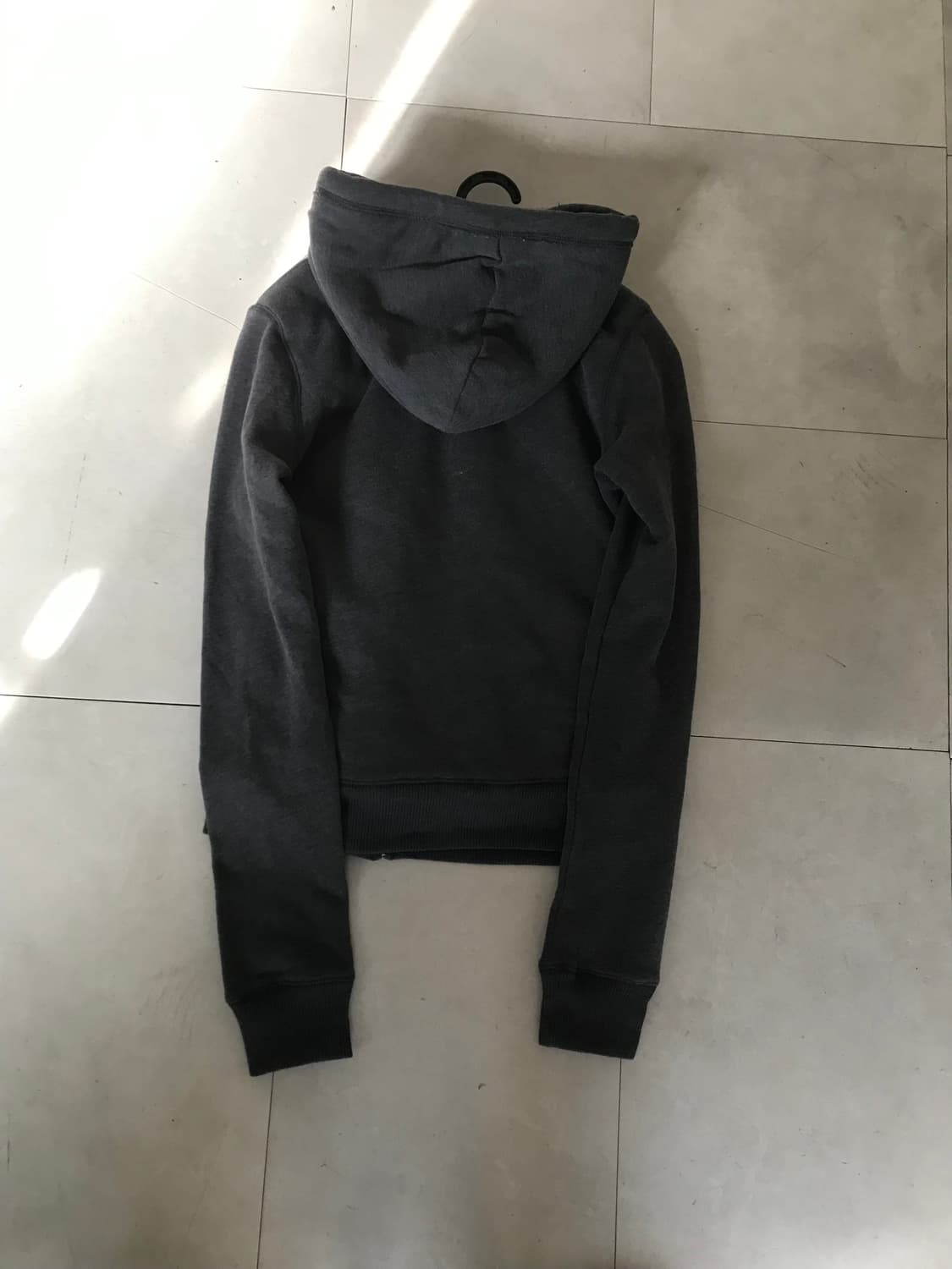 홀리스터 그레이 울프죠 후드집업 상품이미지10