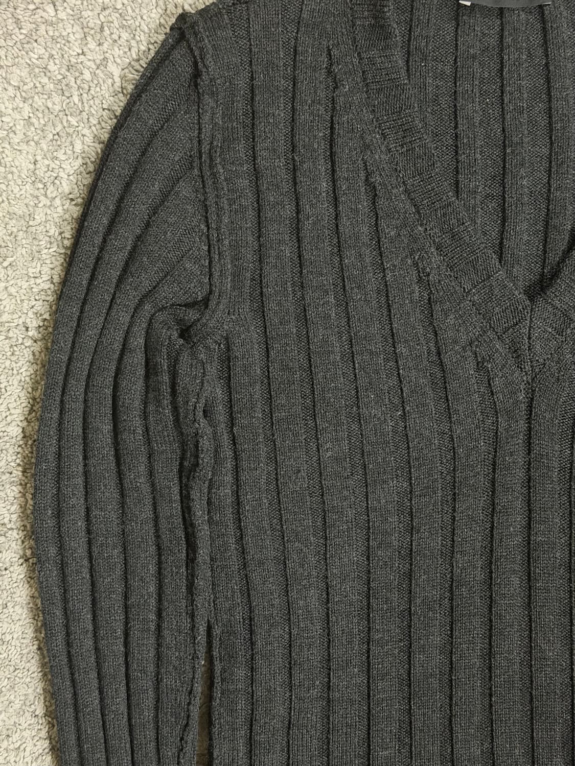 돌체앤가바나 버진울 브이넥 니트 상품이미지4