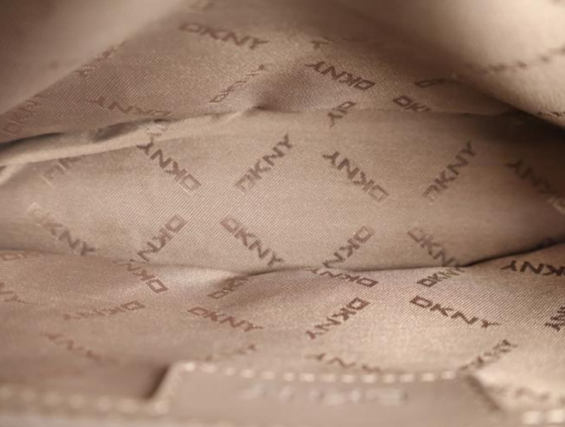 디케이앤와이 크로스백 상품이미지8