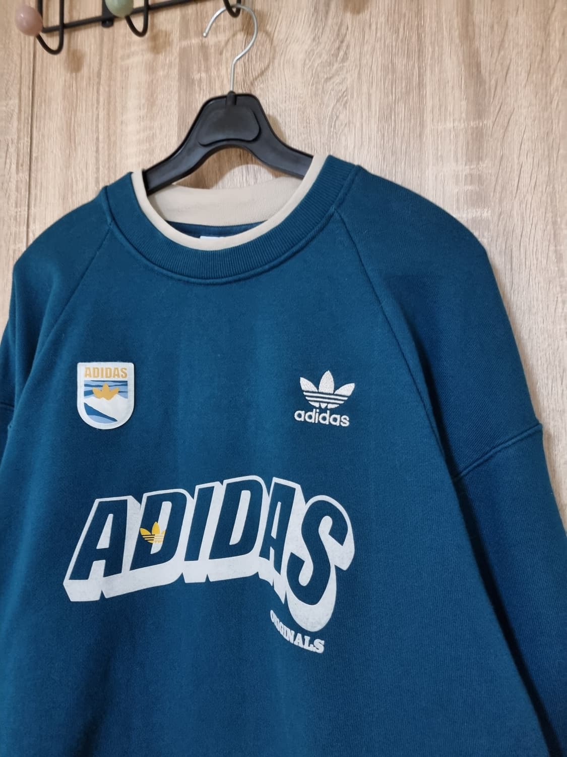 아디다스 맨투맨  상품이미지2