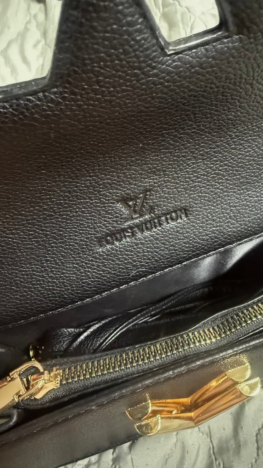 루이비통 트위스트 원핸들 pm 상품이미지2