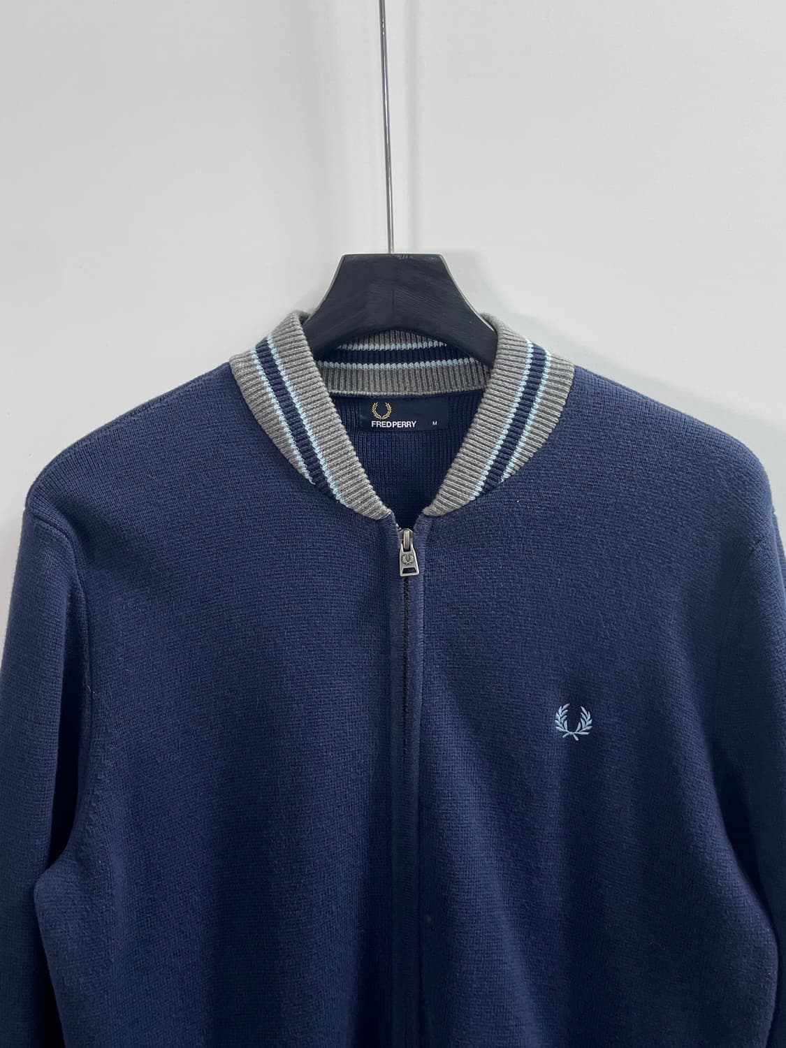 프레디페리 로고 니트집업 (on.564)   상품이미지2