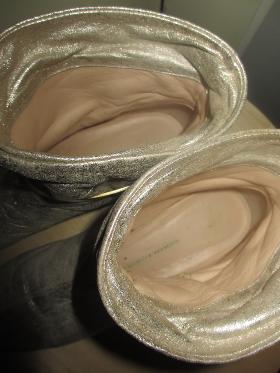 쥬세페자노티 메탈릭 골드 숏 부츠 대장 상품이미지2