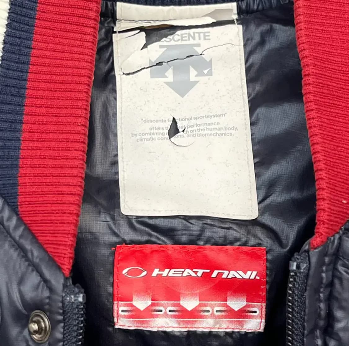 데상트 추신수 20-20클럽 기념 덕다운 패딩 (90) 상품이미지3