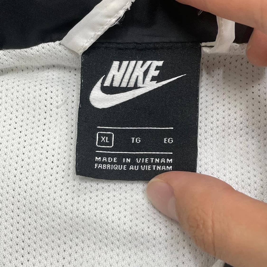 Nike  나이키 빅스우시 범고래 윈드러너 바람막이 상품이미지4
