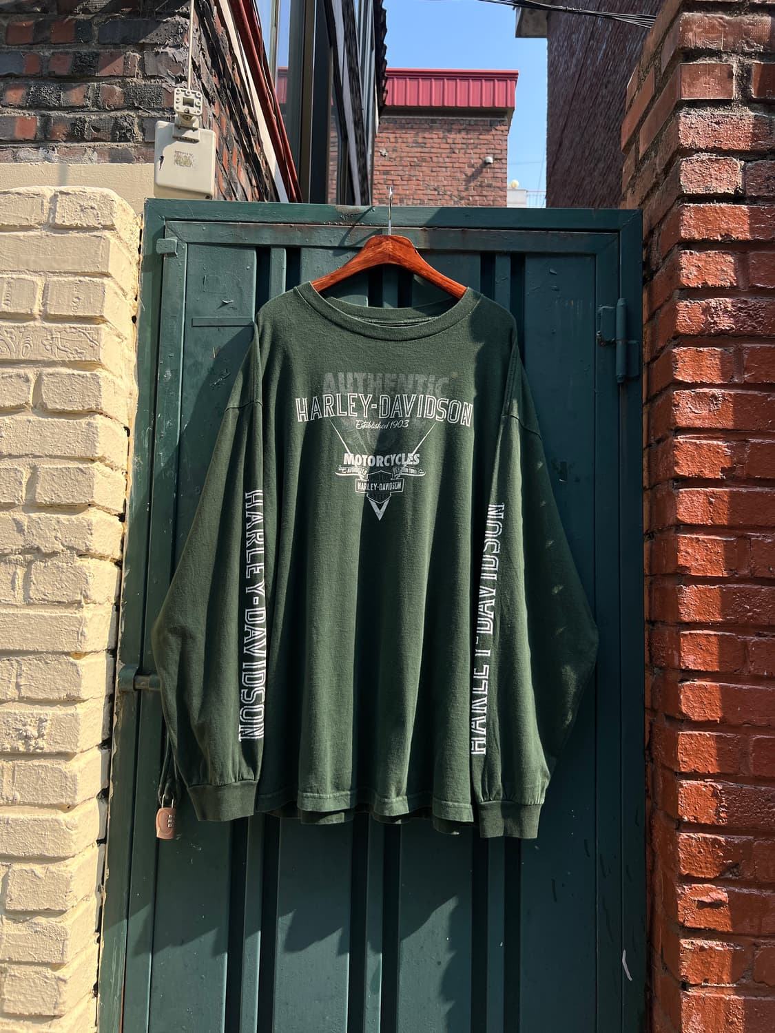 [2XL]할리 데이비슨 버겐 카운티 네온 사인 다크그린 롱슬리브 티셔츠 상품이미지8
