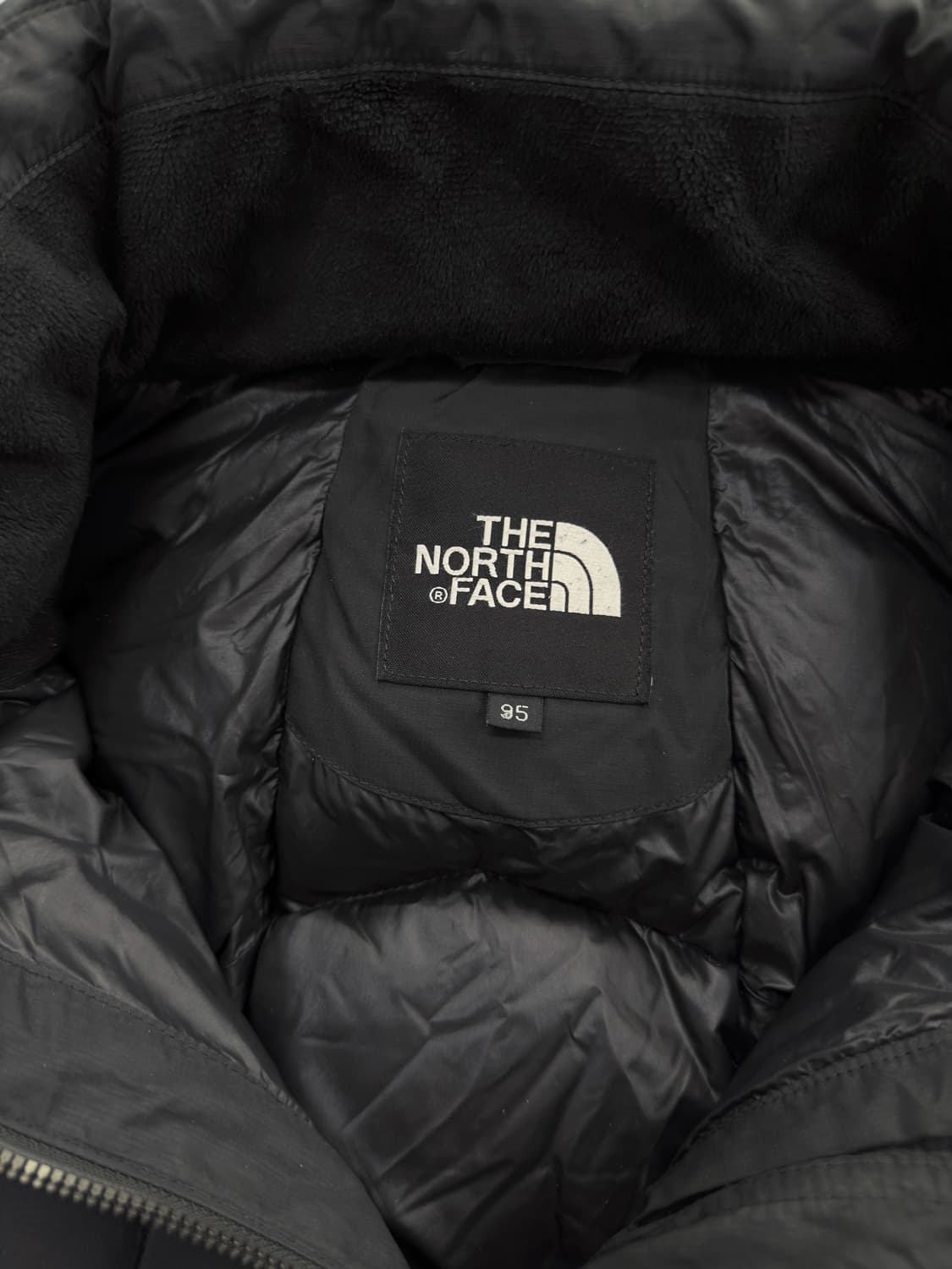 노스페이스 덕다운 경량패딩 다크그레이 상품이미지4