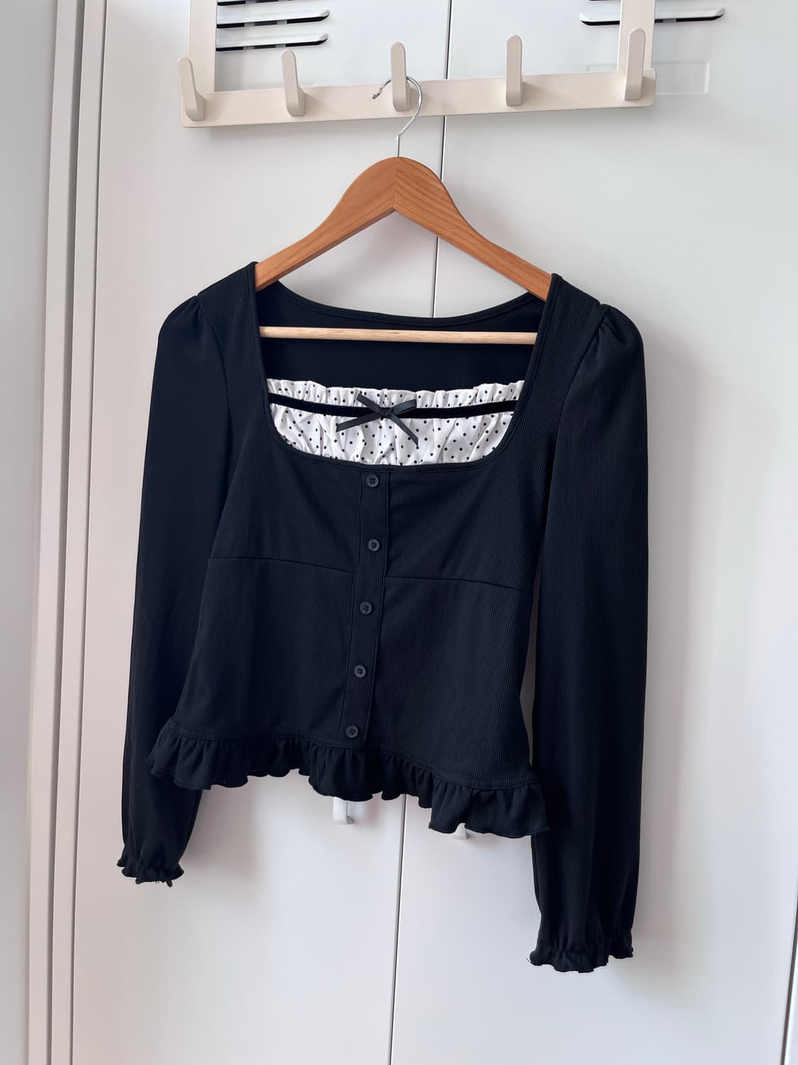 Dazy 도트 셔링 레이어드 러블리 롱 슬리브 상품이미지6