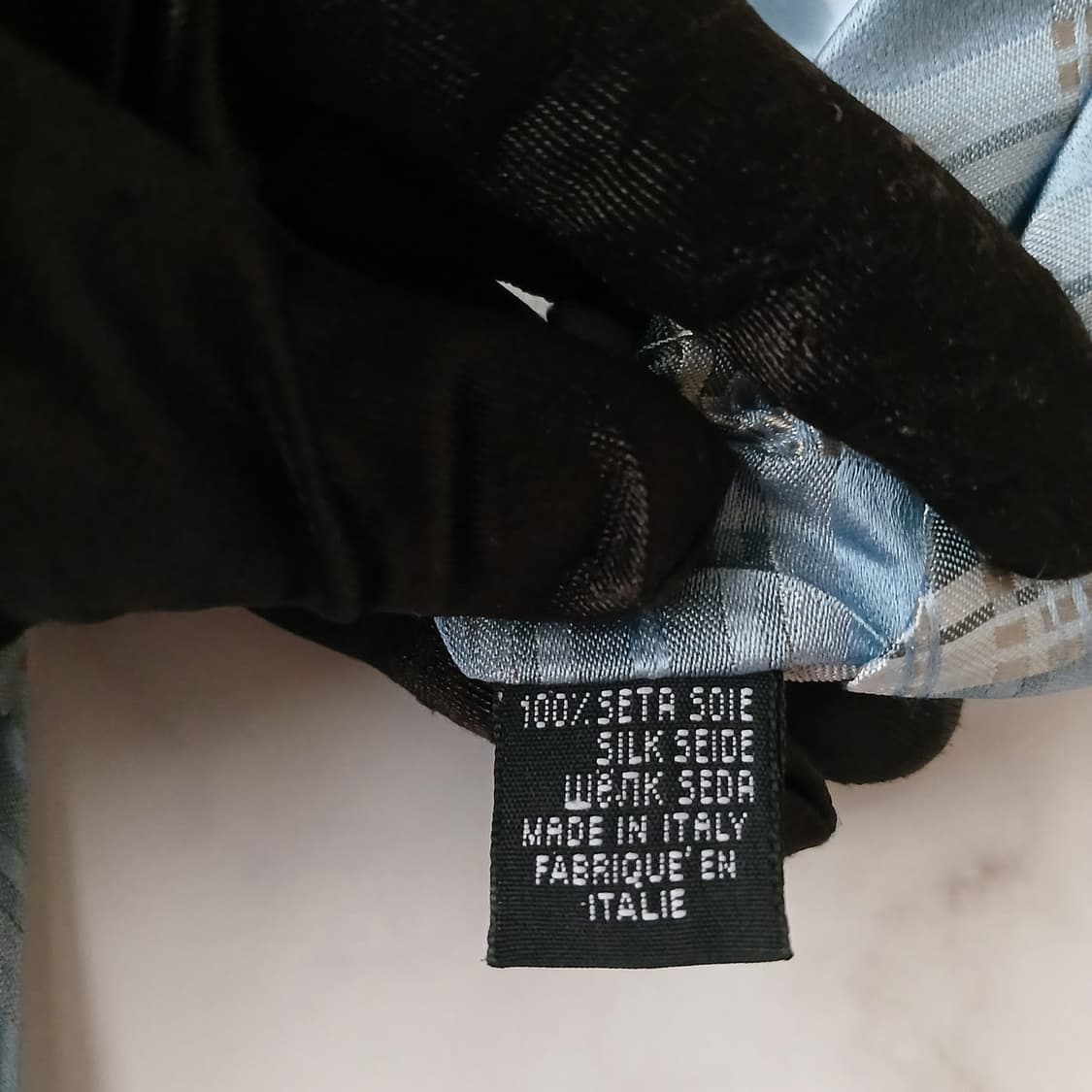 비비안웨스트우드 실크 체크 자카드 넥타이 9.1cm A등급 A19147
 상품이미지10