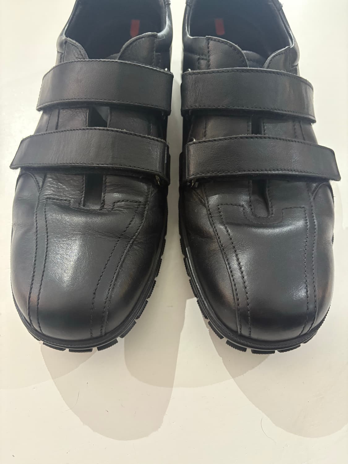 TTF✳️프라다 더블 스트랩 레더 스니커즈 상품이미지3