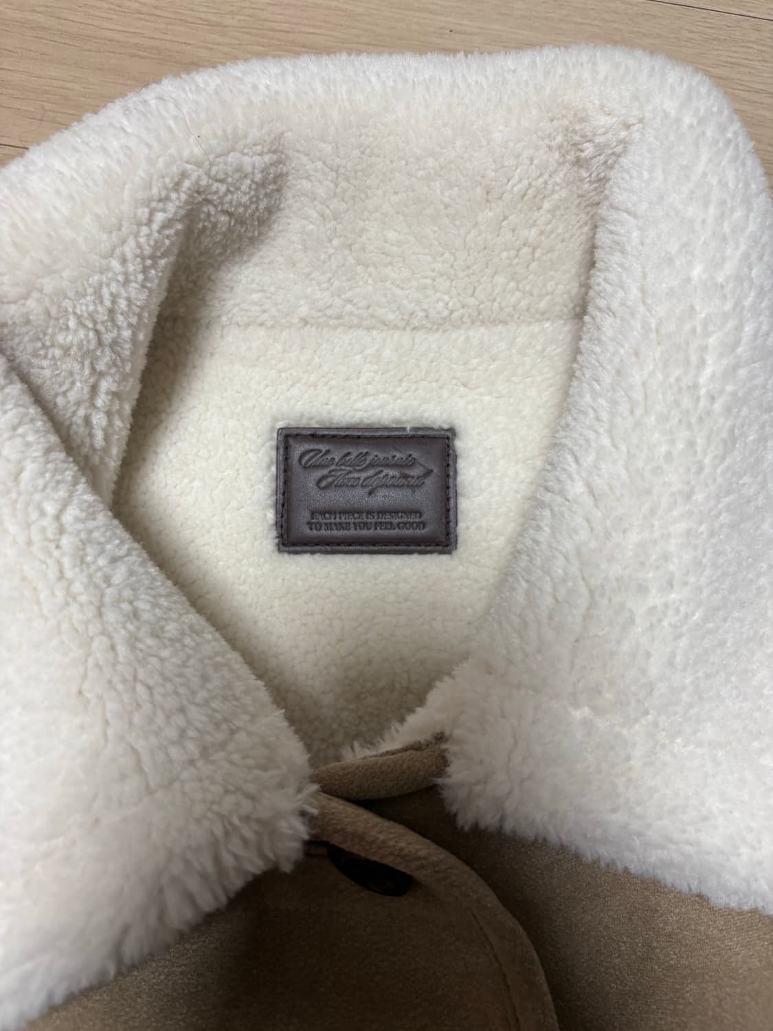 드파운드 리버시블 셔링 무스탕 상품이미지3