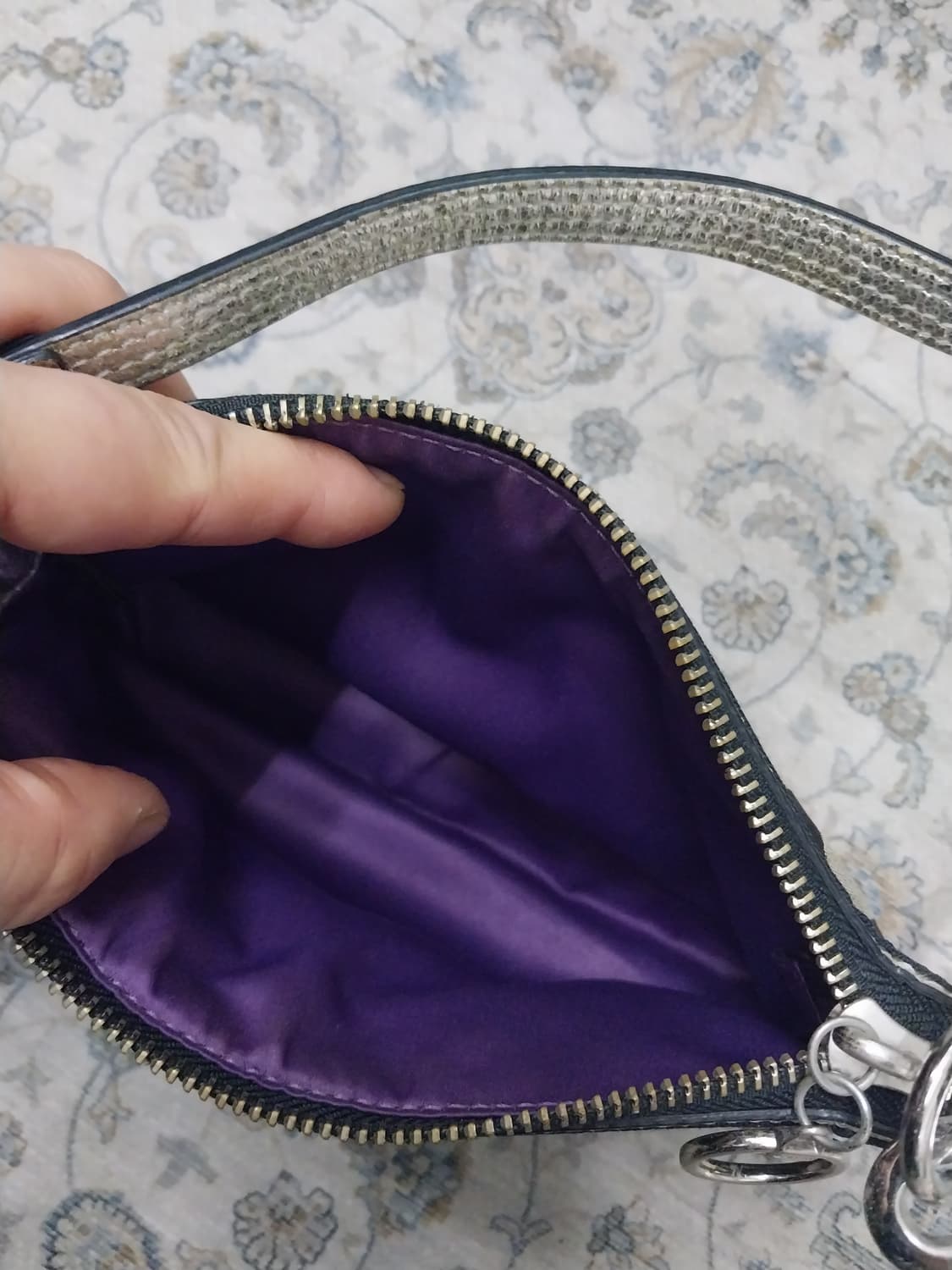 코치 시그니처 미니 핸드백 상품이미지5