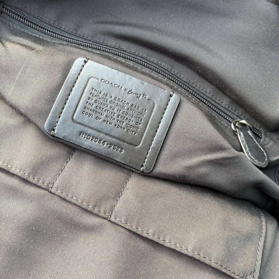 코치 x GUANG YU 레더 트림 코팅 캔버스 백팩 상품이미지8