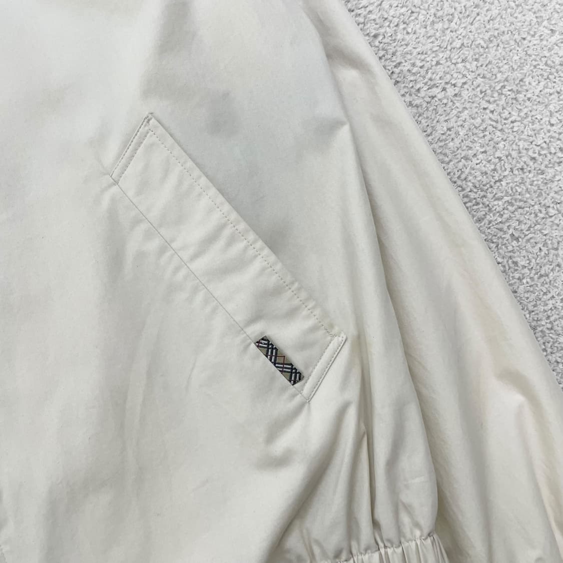 버버리 Burberry 런던 해링턴 블루종 자켓 아이보리 상품이미지3