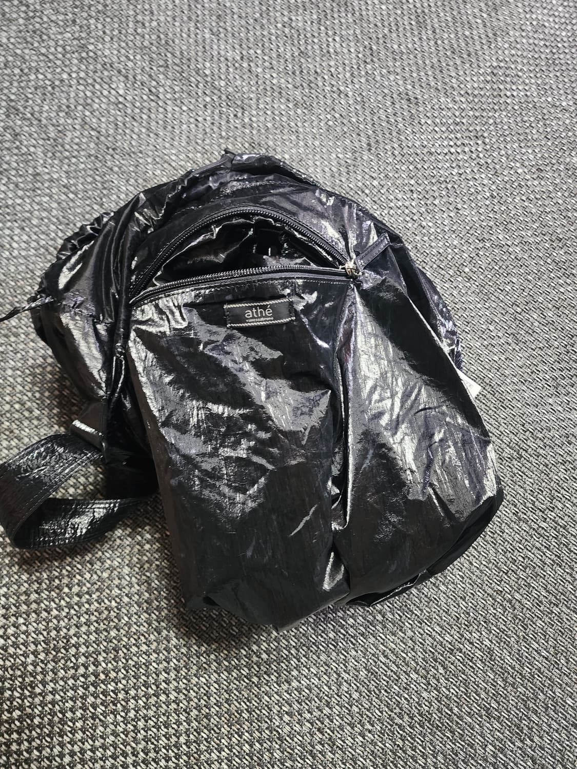 아떼 바네사브루노 르봉 글로시 백팩 상품이미지8