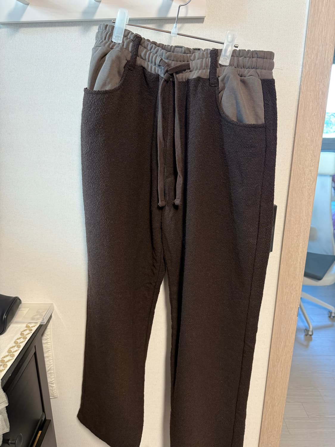 S/e/o RELAXED BOUCLE TROUSERS BROWN 브라운 상품이미지5