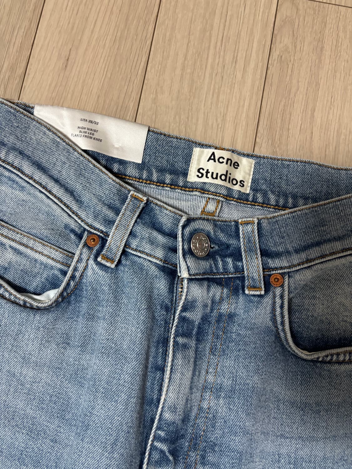 아크네스튜디오 부츠컷 데님 상품이미지4