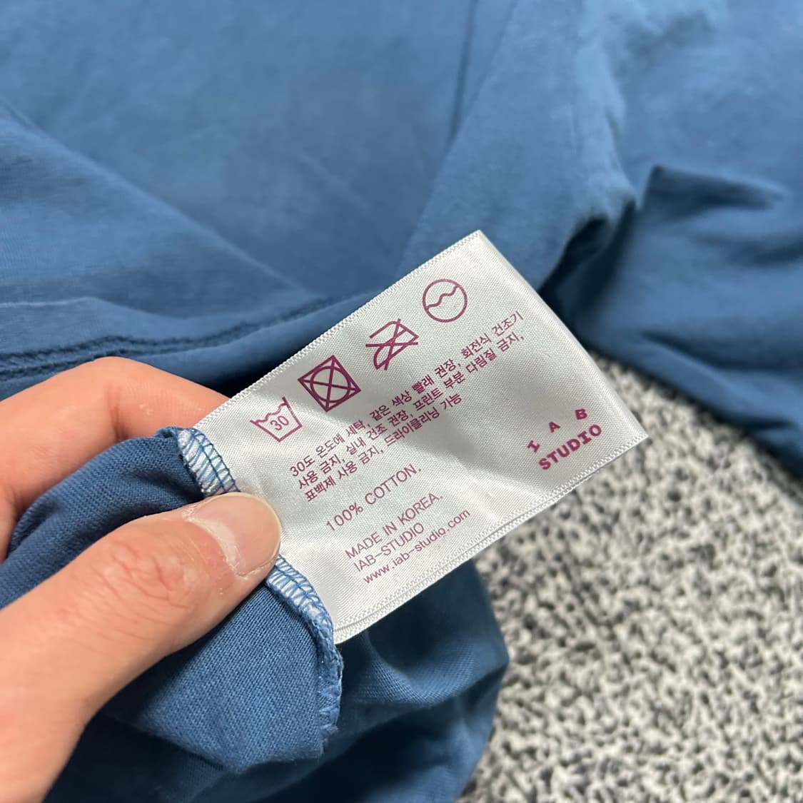 아이앱 스튜디오(I.A.B STUDIO)오사카 네이비 반팔티 상품이미지5