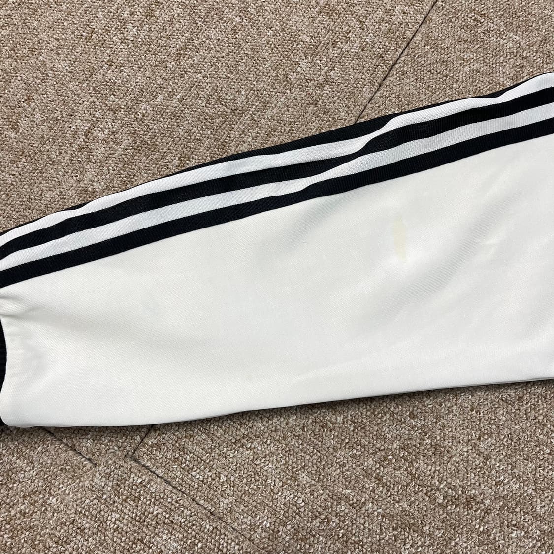 아디다스 버켄바우어 트랙탑 상품이미지5