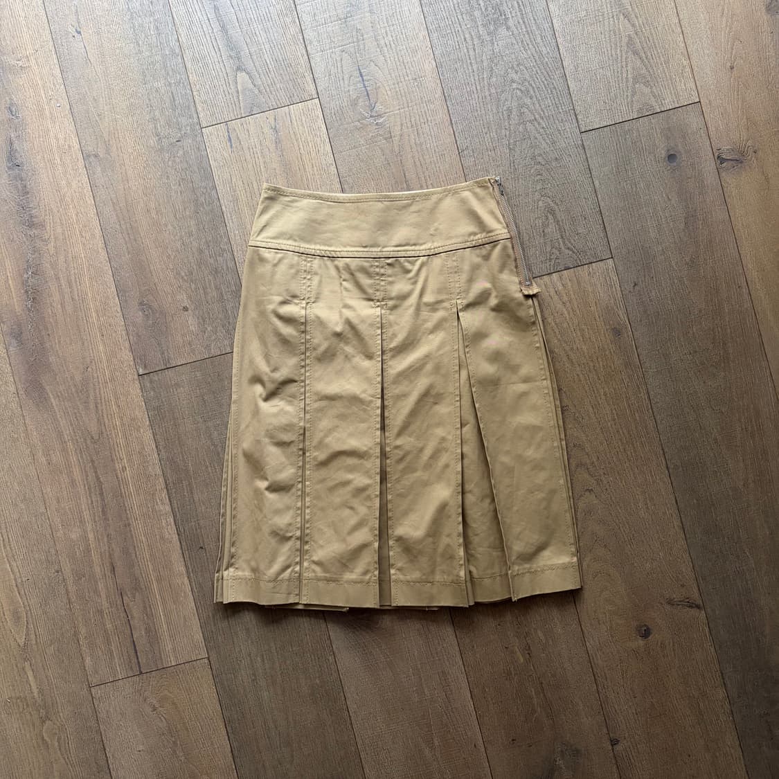 Zipper Detail Pleats Skirt 상품이미지1