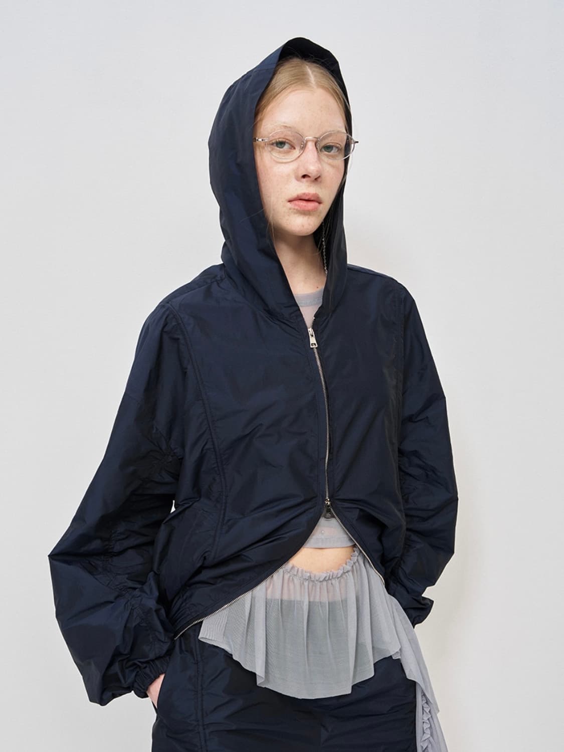 LCDC 메쉬 프릴 슬리브리스 탑 상품이미지4