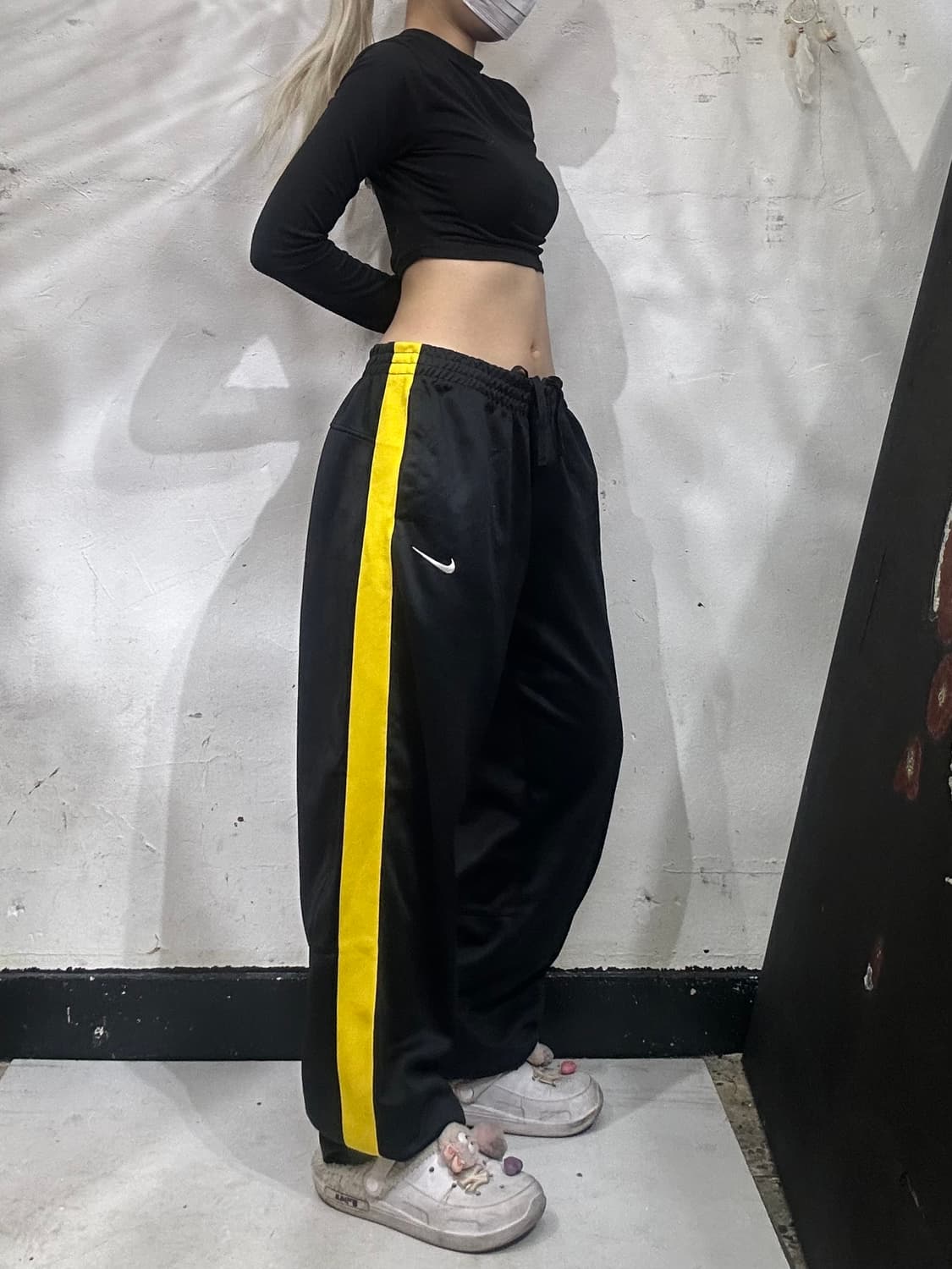 나이키 블랙 와이드 옐로우 사이드 라인 트레이닝 팬츠 추리닝 바지 XL 상품이미지1