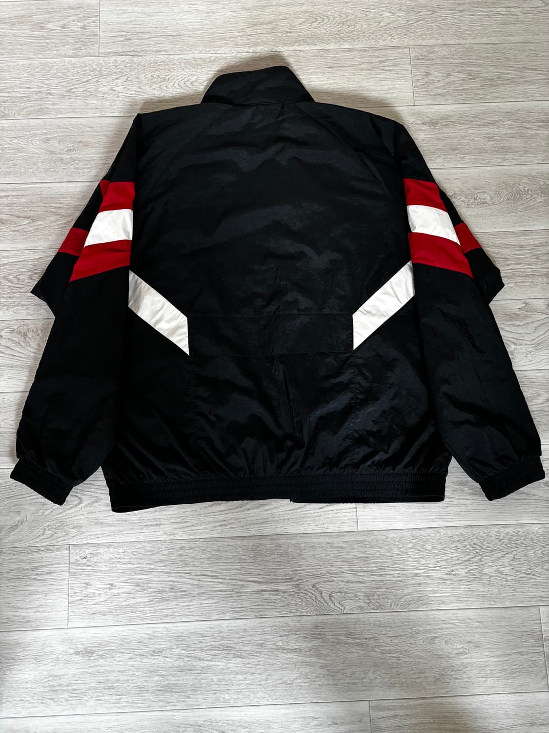 아디다스 맨유 바람막이  상품이미지3